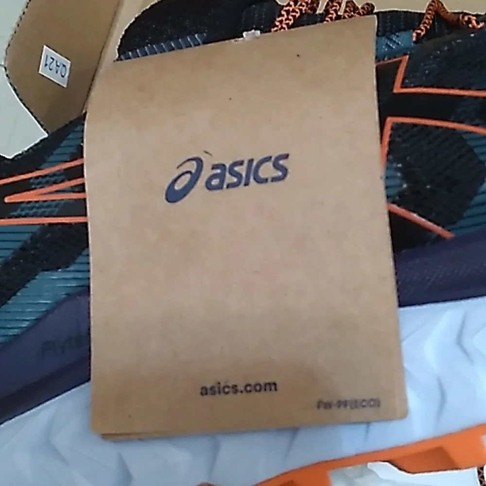 ASICS Running Shoes 8 RUNS SMALLER TRUE 7.5 - Picture 3 of 14